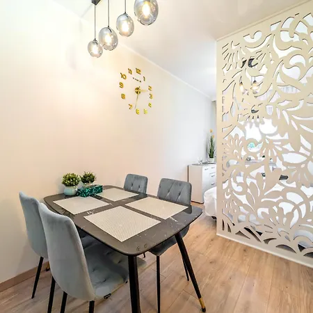 Chorwacka Garden By Bookinghost Apartman Wrocław