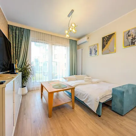 Chorwacka Garden By Bookinghost * Wrocław